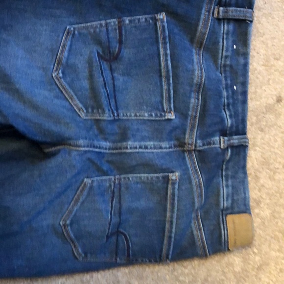 dark wash American eagle jeans - Picture 3 of 3